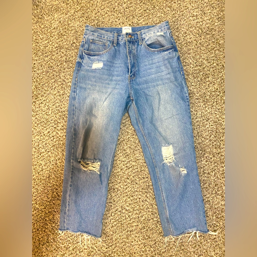 Distressed jeans, size 29